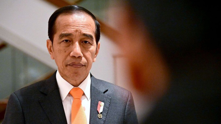 Drama sidang MK & “Shadow Politics” Jokowi