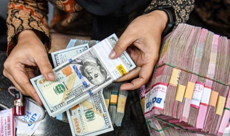 Saatnya Indonesia Mengurangi Ketergantungan Pada Dolar