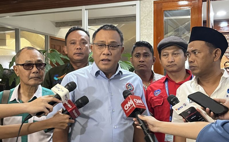 Resmi Dilantik Jadi Menteri LH, Siapa Jumhur Hidayat?