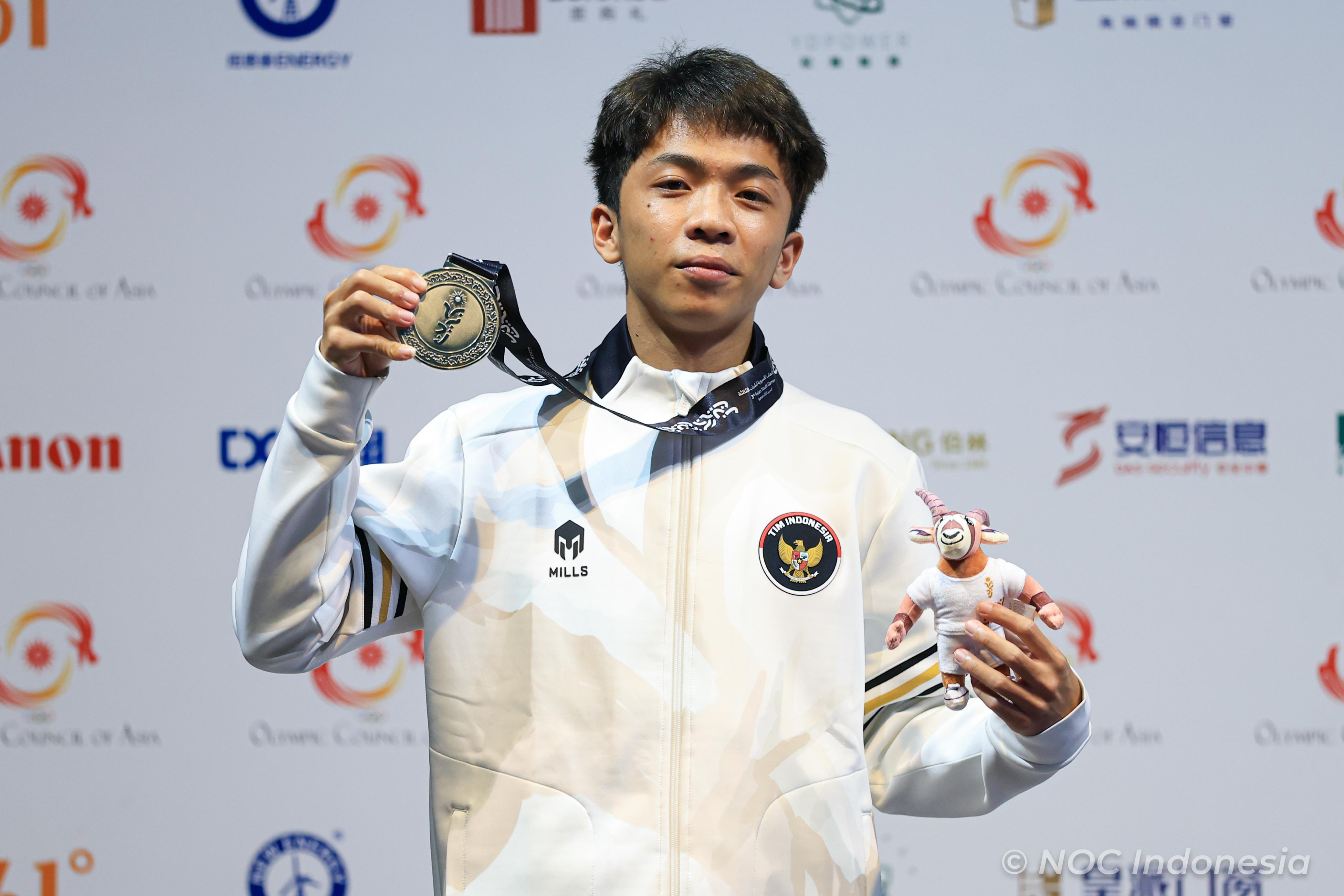 Michael Julius Cezar Raih Perak Pertama Indonesia di Asian Youth Games 2025