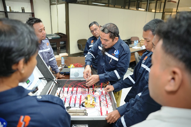 Dari Bengkel ke Sekolah, Pupuk Kaltim Gerakkan Transisi ke Motor Listrik