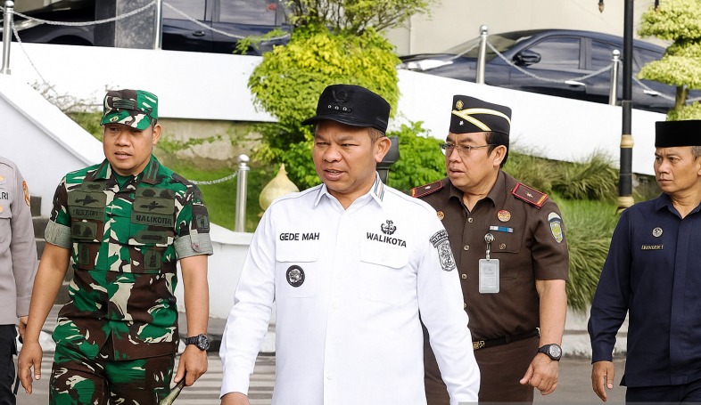 Gubernur Riau Abdul Wahid Terjaring OTT KPK Terkait Dugaan Korupsi Proyek PUPR