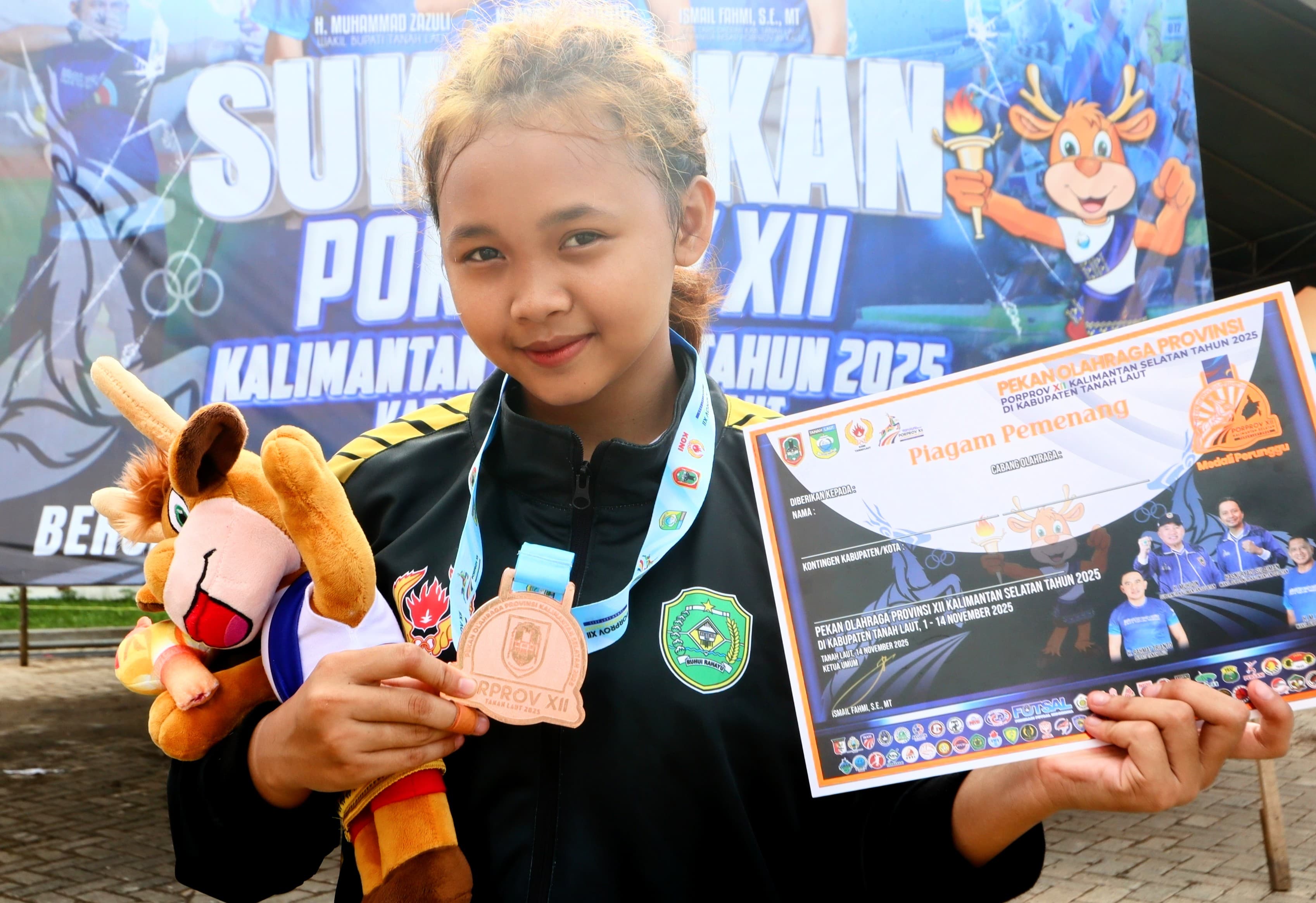 Emas Pupus, Ayah Batal Umrah: Kisah Haru Icha di Porprov XII Kalsel