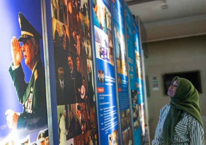 Menteri HAM 'No Comment' Atas Gelar Pahlawan Soeharto