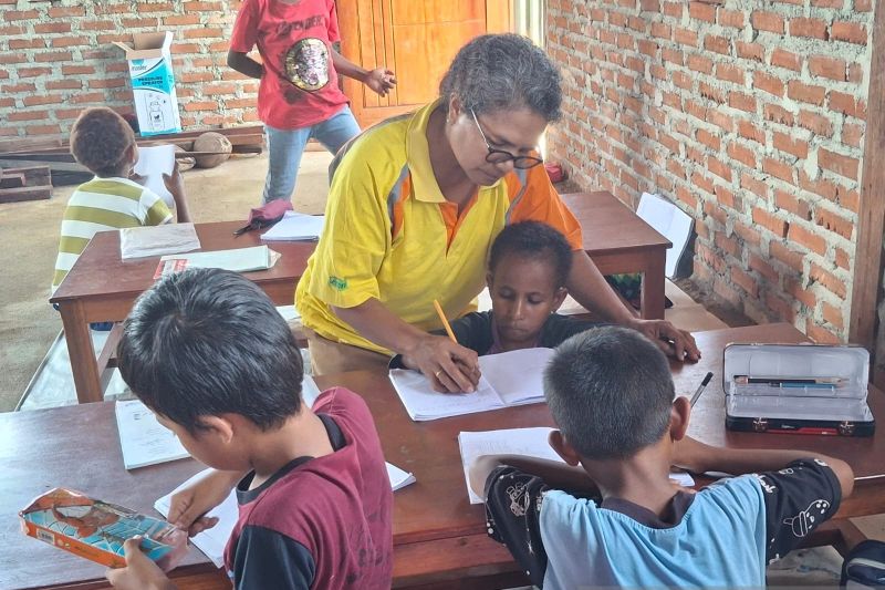 Gotong Royong Meningkatkan Kualitas Pendidikan di Papua