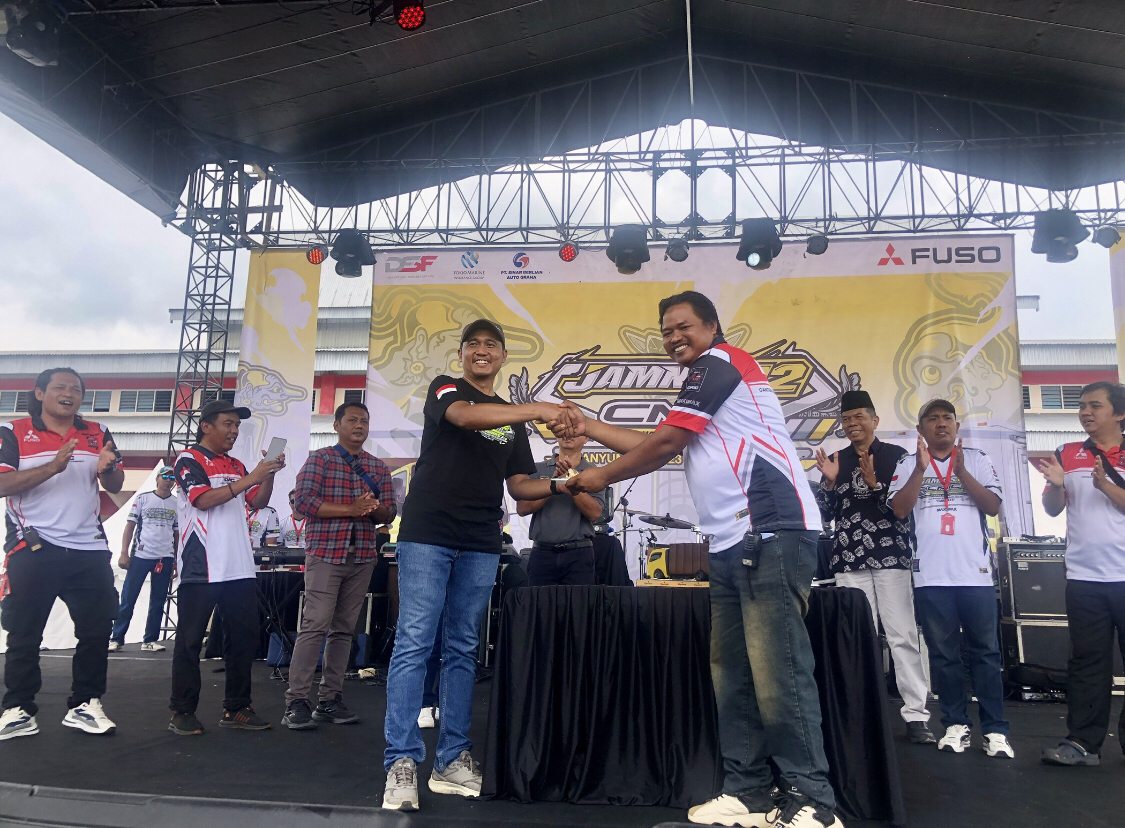 Mitsubishi Fuso Rayakan 55 Tahun bersama Ribuan Canter Mania di Purwokerto