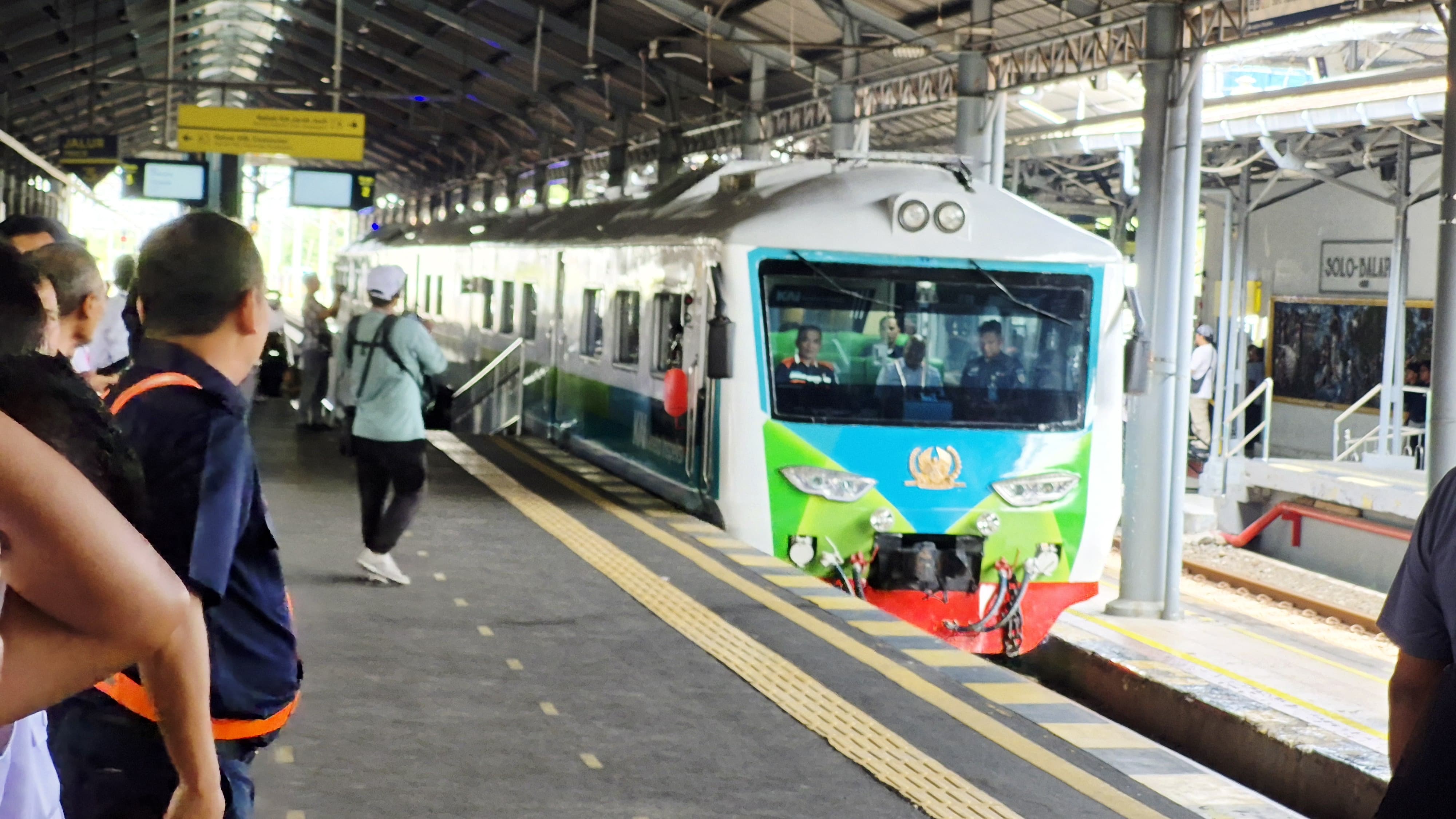 Antisipasi Cuaca Ekstrem, KAI Tingkatkan Pengawasan dan Monitoring