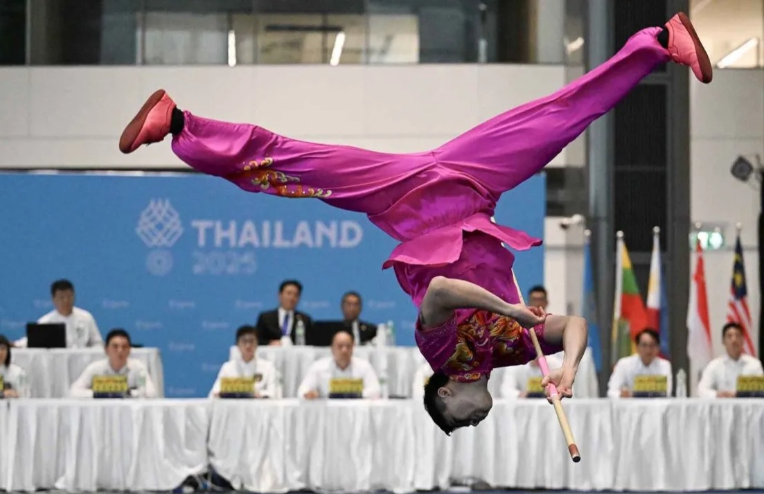 Edgar Sumbang Emas Pertama Tim Wushu Indonesia di SEA Games 2025