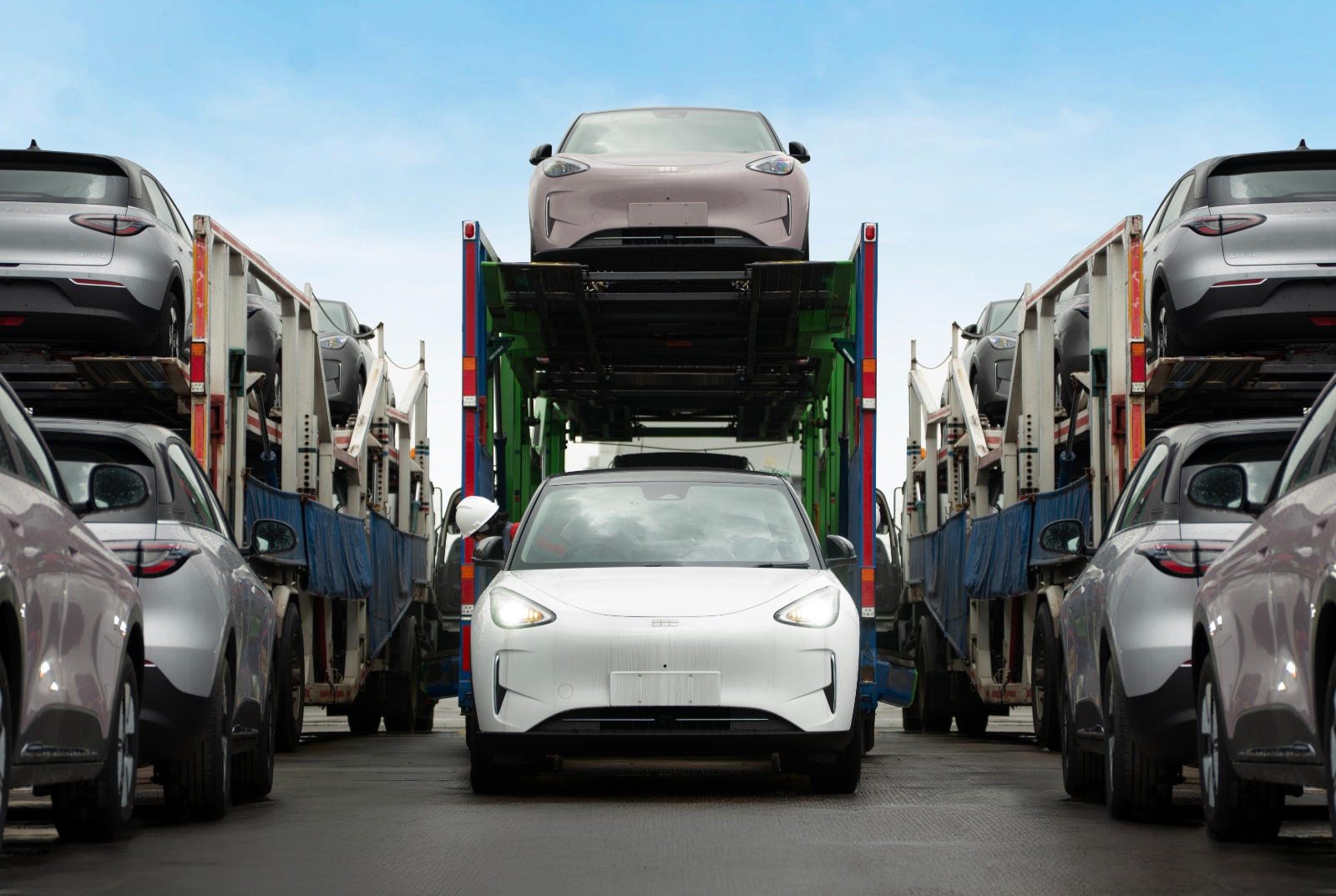 Geely Distribusikan 1.000 Unit EX2 ke Diler, Dikirim ke Konsumen Akhir Januari