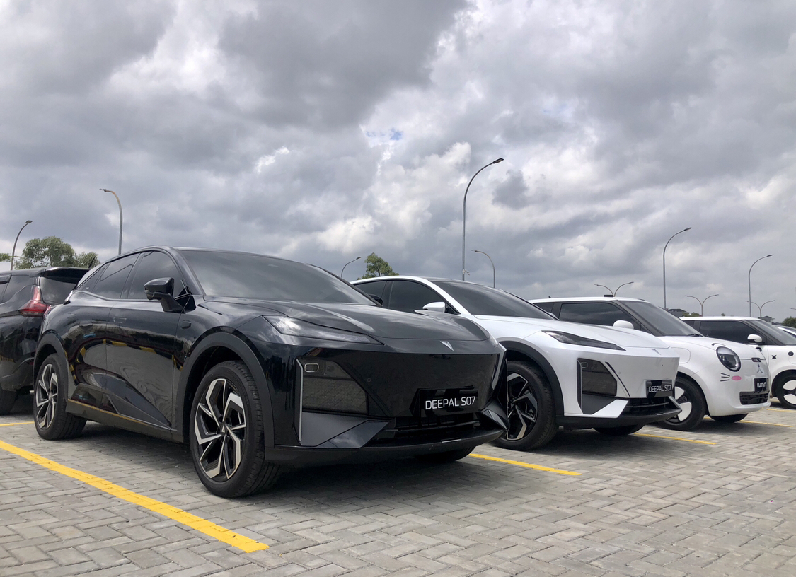 Hadirkan 3 Showroom Perdana,  Changan Siapkan Strategi untuk Target 20 Dealer pada 2026