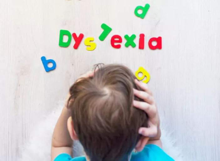 Memahami Disleksia, Gangguan Belajar Anak yang Sering Disalahpahami