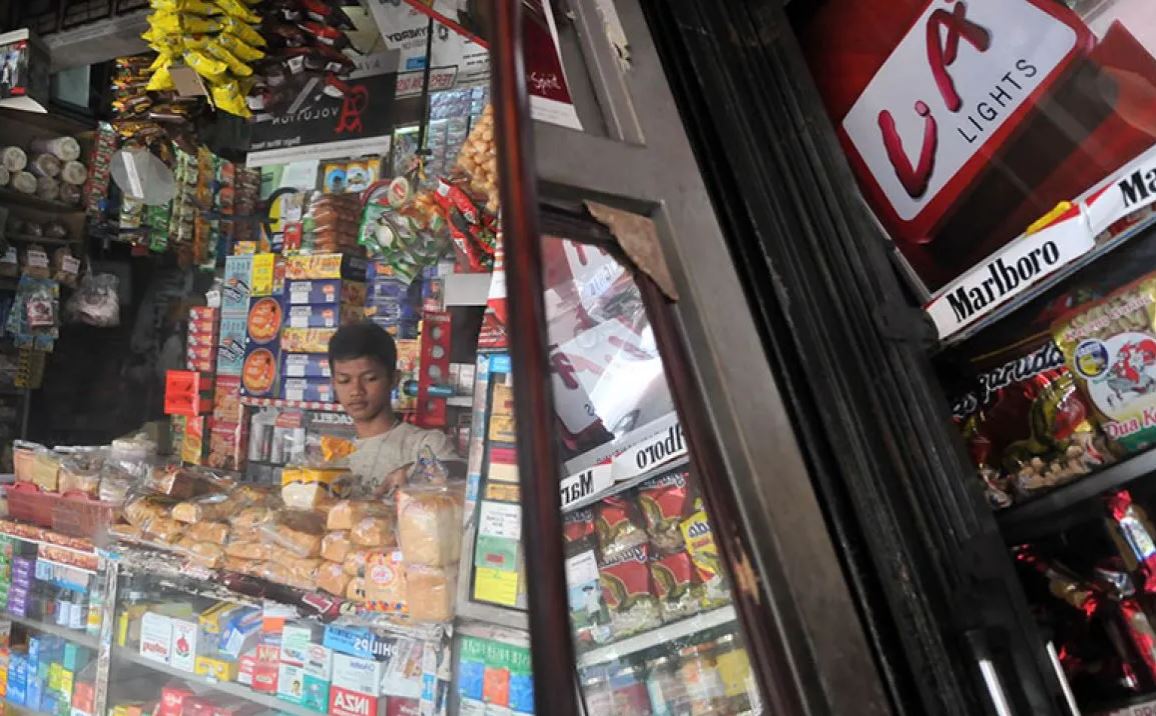Warung Kelontong Tergerus dengan Ekspansi Ritel Modern