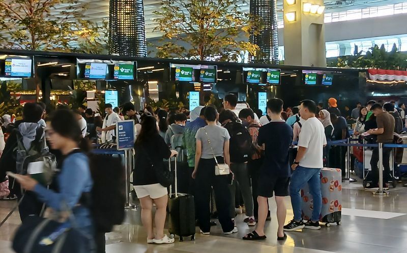 Timur Tengah Memanas, 7 Penerbangan dari Bandara Soetta Ditunda