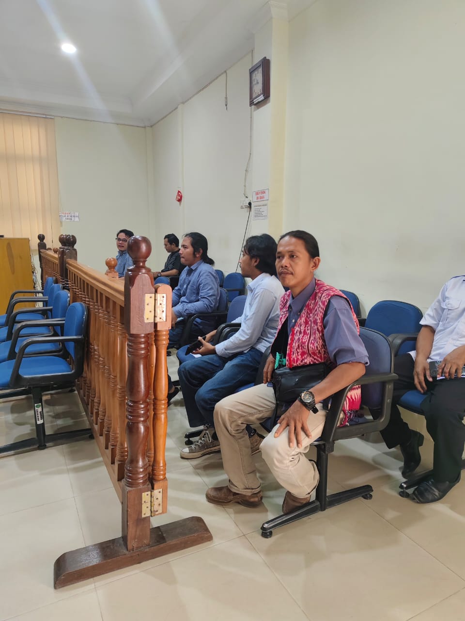 Dari Portal Adat ke Meja Hijau: Ketua Adat Ketapang Ajukan Praperadilan atas Kasus Pemerasan