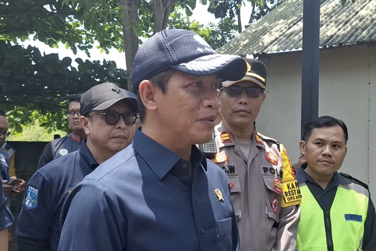 Jelang Lebaran, Menteri LH Soroti Pengelolaan Sampah Terminal Purabaya Sidoarjo