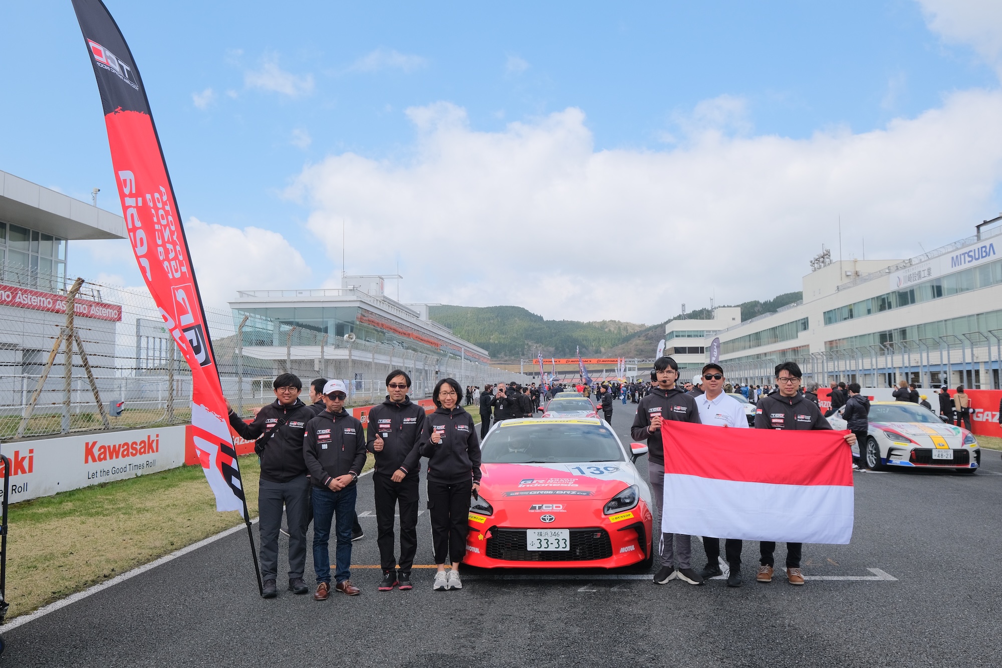 Pembalap Indonesia Unjuk Gigi di Jepang Toyota GR86 Cup Jadi Panggung Talenta Muda