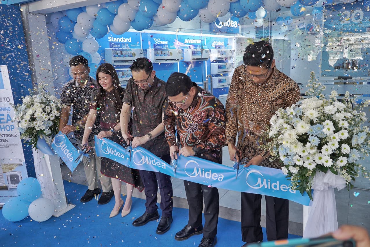 Perluas Jaringan, Midea Resmikan Pro Shop Pertama di Sragen