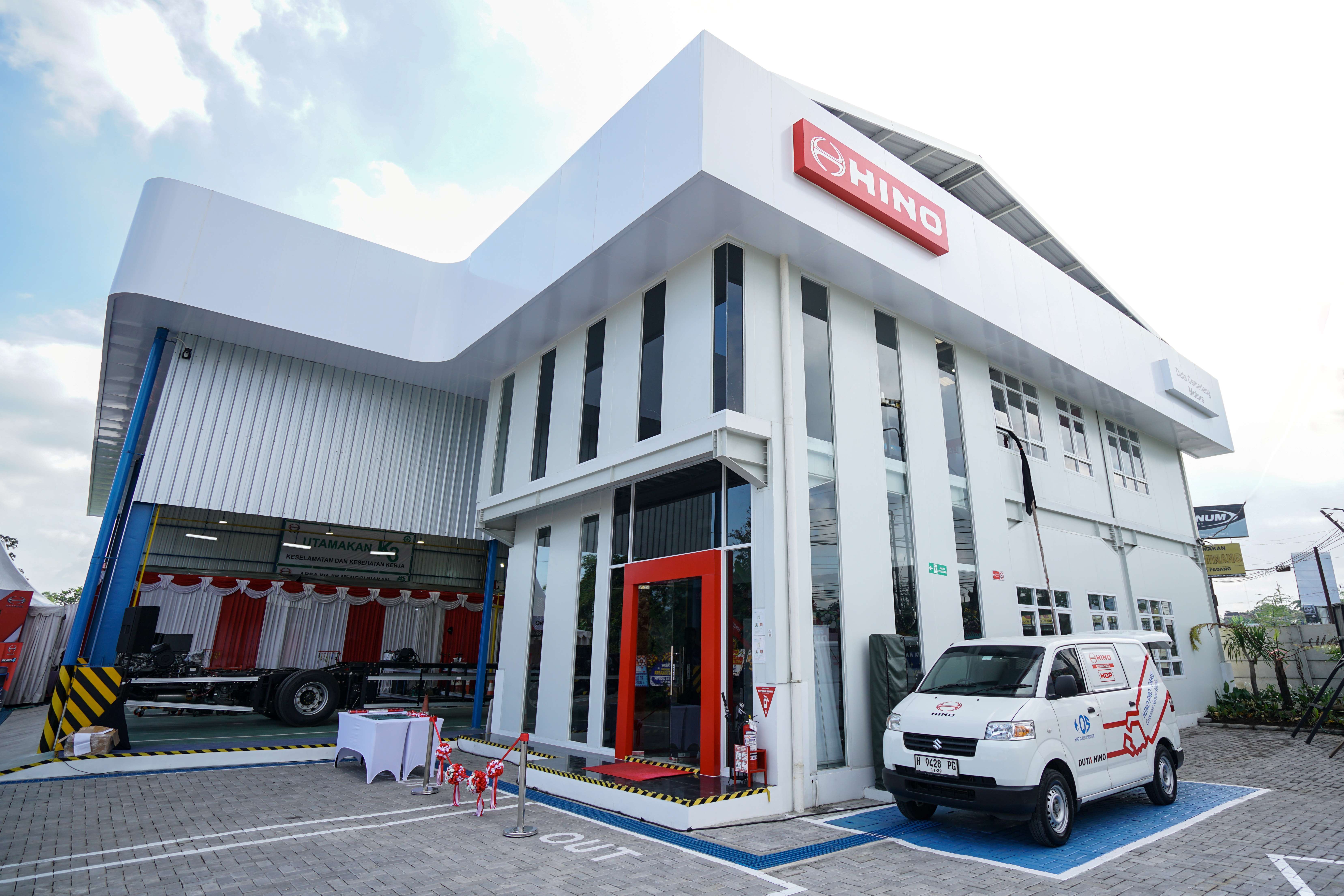 Hino Upgrade Dealer Yogyakarta Jadi 3S, Servis Lebih Cepat dan Uptime Kendaraan Maksimal