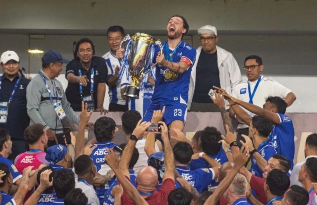Persib Bandung Juara Super League 2025-2026, Bojan Hodak Puji Mental Tim