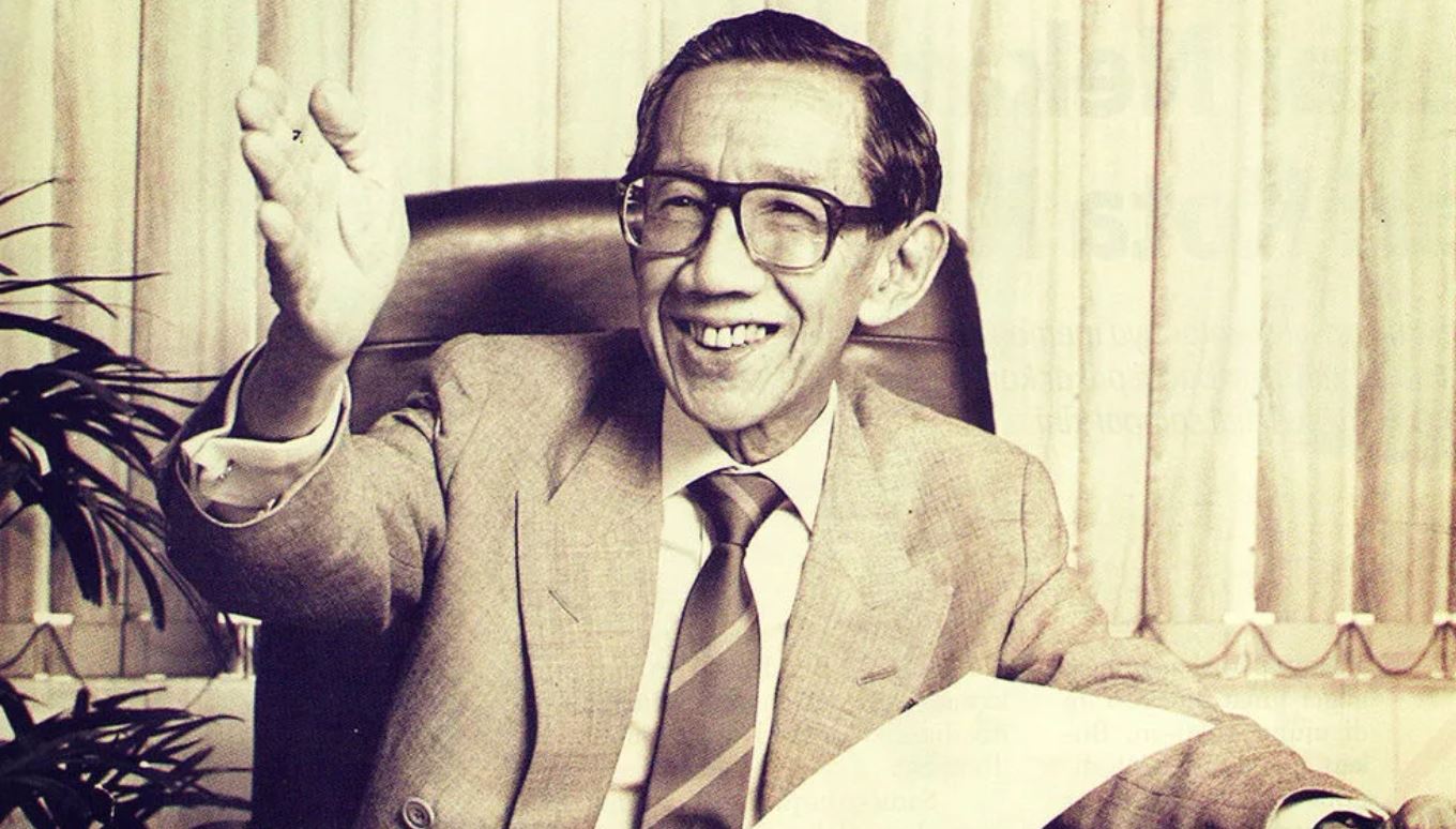 Do You Speak French?: Mengenang Sumitro Djojohadikusumo