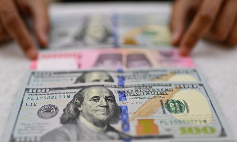 Rupiah Mulai Bangkit, Menguat ke Rp17.941 per Dolar AS di Tengah Upaya BI Menjaga Stabilitas Pasar