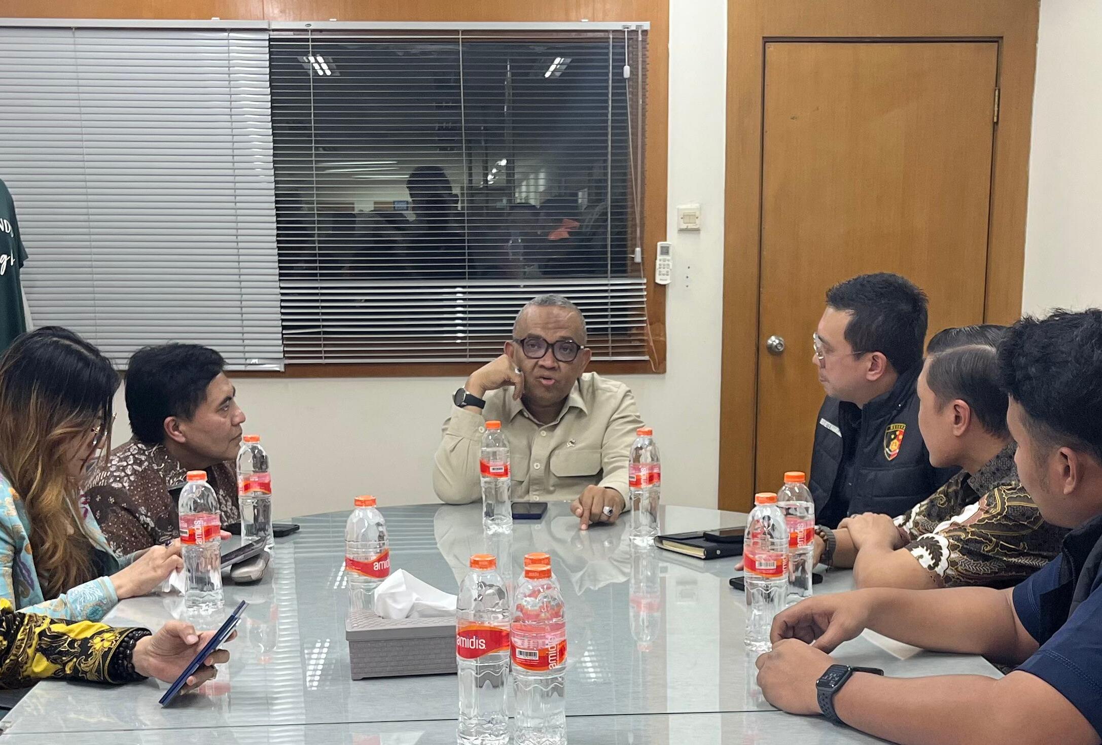 Wamenaker: Serikat Pekerja Harus Terlibat dalam Penyempurnaan Regulasi