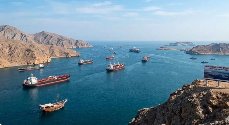 Iran Umumkan Penutupan Selat Hormuz, AS Bantah Jalur Pelayaran Lumpuh