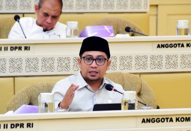 DPR Minta Tata Kelola Pemda dan Desain Pilkada Dievaluasi
