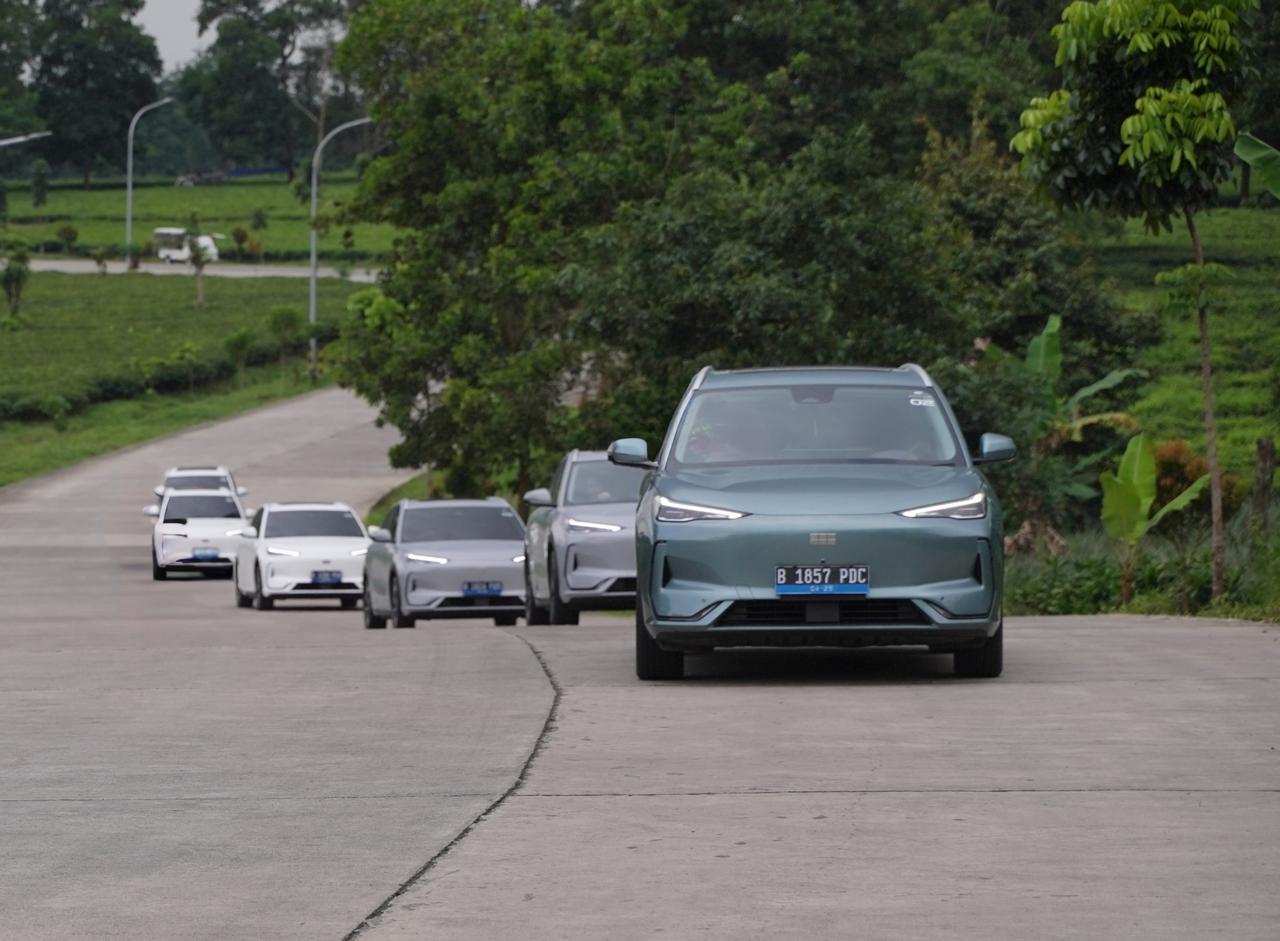 Biaya Perawatan Geely EX5 Mulai Rp122 Ribu/Bulan, Starray EM-i Diklaim Lebih Hemat untuk Harian