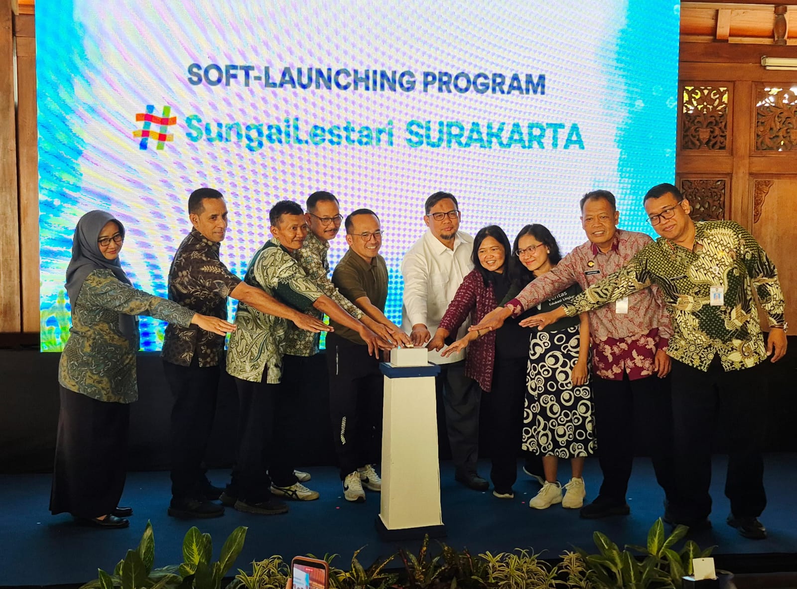 Solo Jadi Kota Percontohan Program Sungai Lestari, Target Tangani 1.000 Ton Sampah