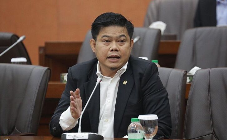 Ingatkan Operator soal Putusan MK, DPR: Sisa Kuota Tak Boleh Hangus