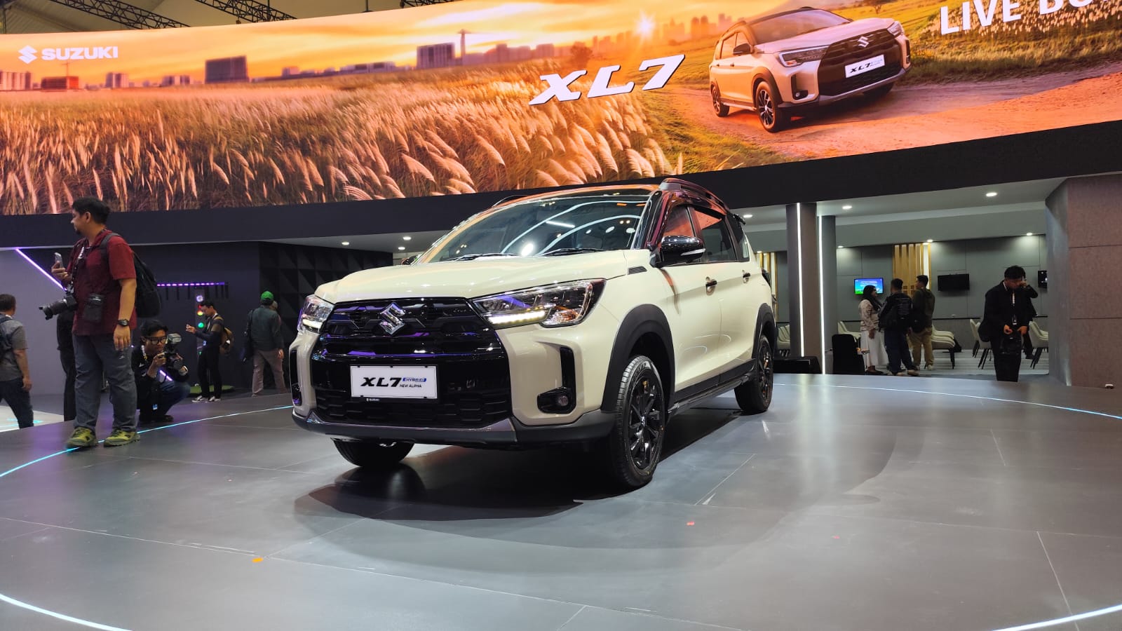 Bukan Sekadar Tampil Baru, Alasan Utama Suzuki XL7 Teranyar Layak Jadi Pilihan SUV Keluarga