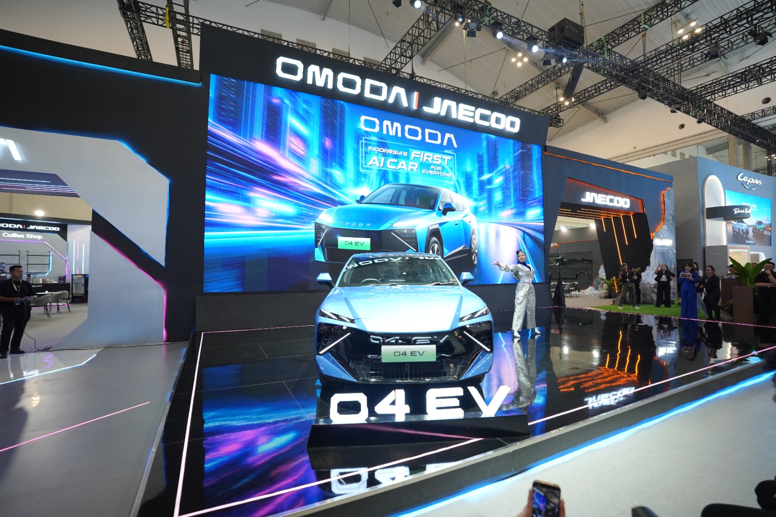 OMODA O4 EV Melantai di GIIAS 2026, Andalkan AI dan Jarak Tempuh 553 Km