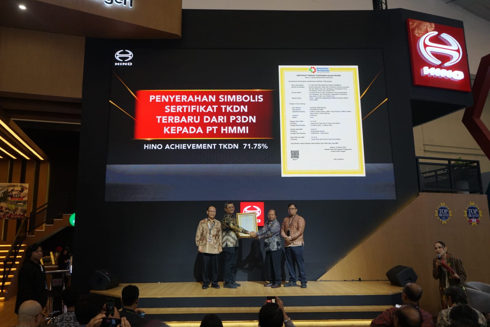 TKDN Hino Tembus 71,75 Persen, 10 Model Sudah Ikuti Regulasi Terbaru