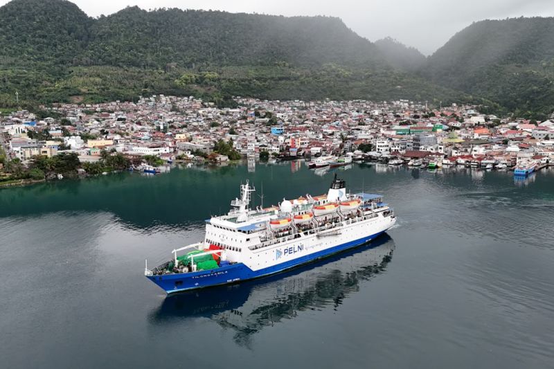 Pelni Gratiskan Pengiriman Bantuan Logistik Korban Gempa NTT