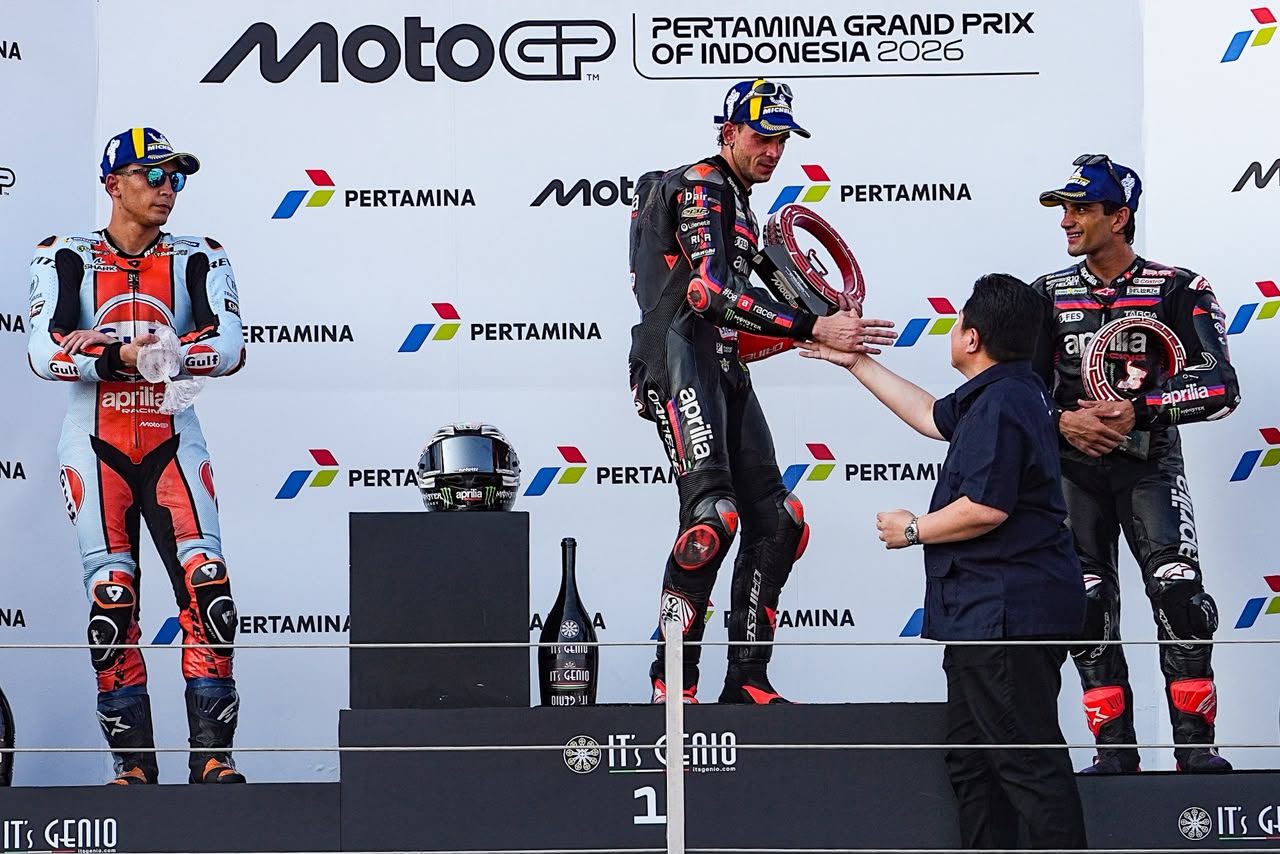 Menpora Erick Disorot Media Italia Usai Serahkan Trofi Juara MotoGP Mandalika 2026