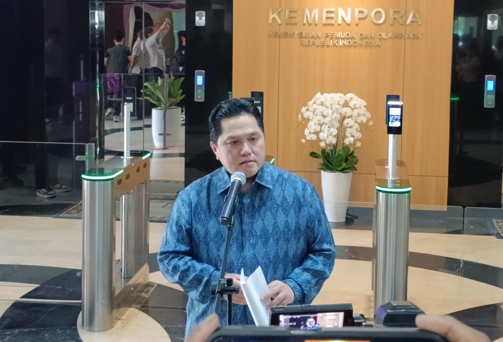 Erick Thohir Ancam Klub dengan Sanksi Pengurangan Poin Tekait Kekerasan Suporter