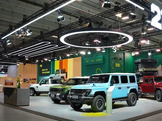 212 Off-Road Debut di Paris Motor Show 2026, Bawa SUV MAVERO dan X03