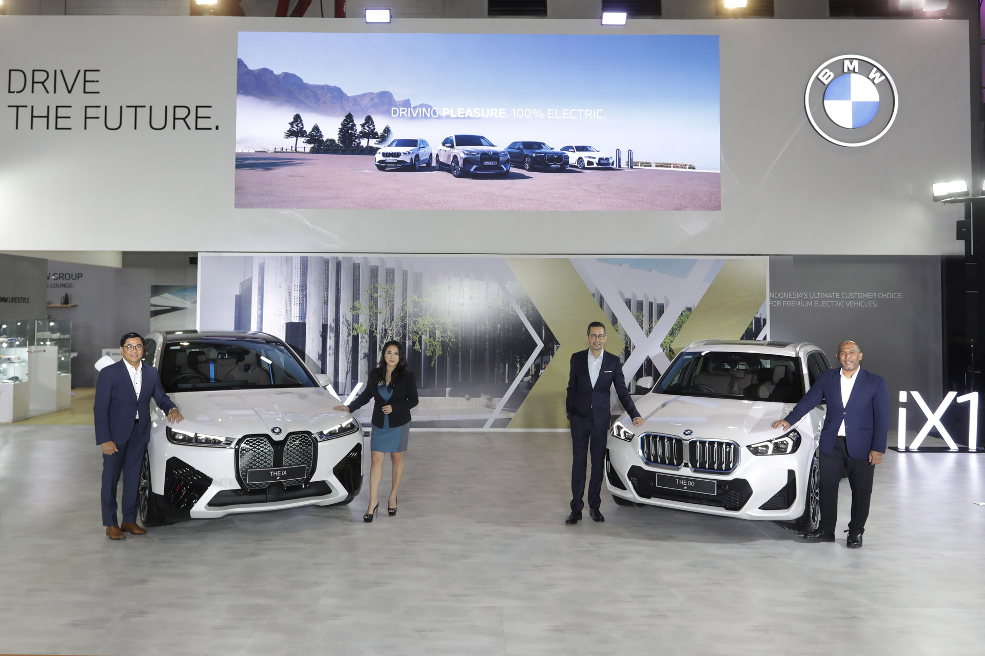 IIMS 2024: Penampilan 2 Mobil Listrik BMW Baru dan MINI Clubman Final Edition - apakabar.co.id
