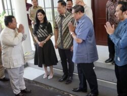 Saling Lempar Pujian, SBY: Sekarang Prabowo Komandan Saya!