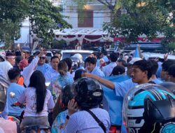 Ratusan Pendukung Prabowo Sesaki Markas TKN di Kartanegara