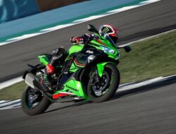 Punya Kawasaki Ninja ZX-25R Konsumsi BBM Boros, Cek Faktanya