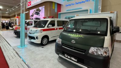 Daihatsu Tampilkan Gran Max dan Luxio yang Disulap Jadi Ambulans di GIICOMVEC 2024 - apakabar.co.id