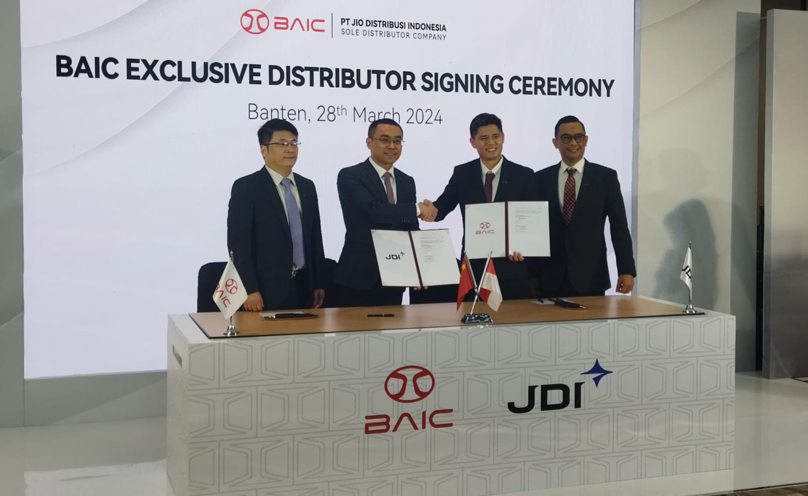 Gandeng JDI, 2 Mobil BAIC Siap Mengaspal di Indonesia - apakabar.co.id