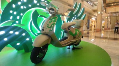 Vespa 946 Dragon Resmi Dijual di Indonesia, Harganya Setara Xpander - apakabar.co.id