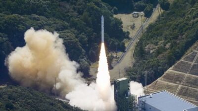 5 Menit Lepas landas, Roket Pembawa Satelit Perusahaan Swasta Jepang Meledak