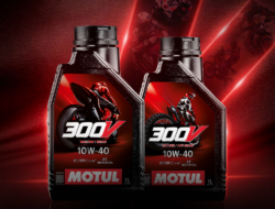 Oli Motul 300V Punya Formulasi Khusus dari Balapan Dunia, Ini Keunggulannya