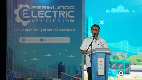 Ketua umum Periklindo Moeldoko saat menutup pameran PEVS 2023 - apakabar.co.id