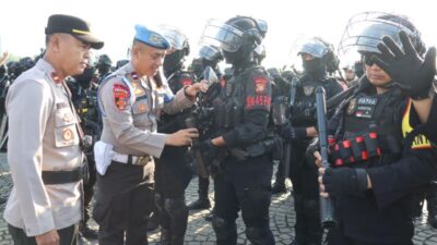 Pengamanan Demo MK, Polisi Larang Anggota Bawa Senjata Api dan Tajam