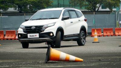 Bagi Anda yang ingin membeli kendaraan baru atau mau mengganti mobil lama, Auto2000 menawarkan New Rush GR Sport terbaru dengan skema cicilan menarik - apakabar.co.id